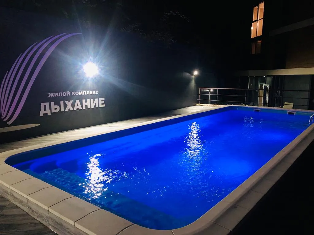 Апартамент с бассейном