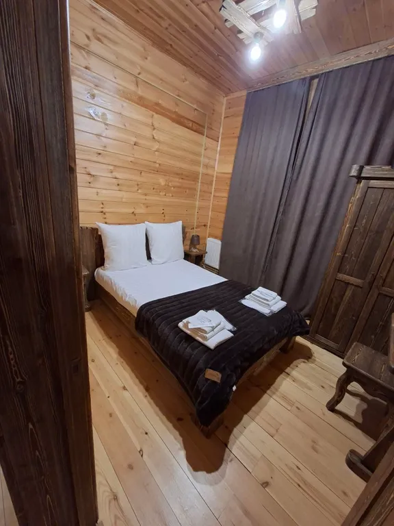 Уютный дом с видом на озеро