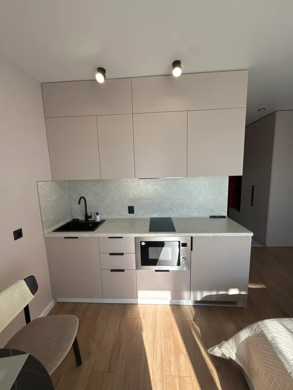 Апартаменты ЛАФА5 с лоджией для  1-2 человек