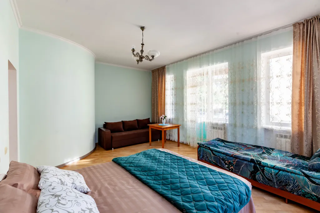 Уютный дом в центре города