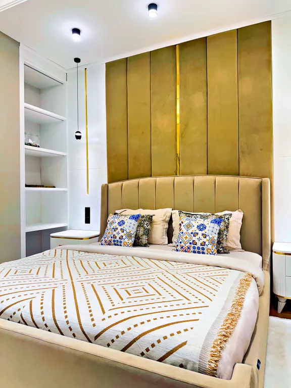 Kazakhstan resident's 171 by Royal rentals