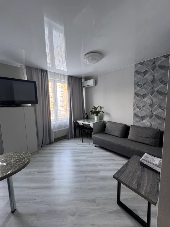 Комфортная квартира  у АКВА-Парка ЛетоЛето  для большой компании — аренда посуточно в Тюмень