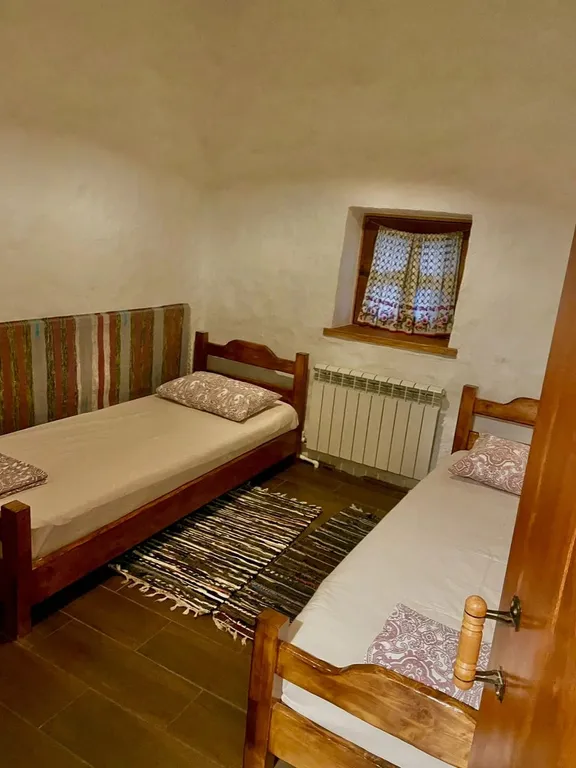 Коттедж 2-комнатный Дом — Северская