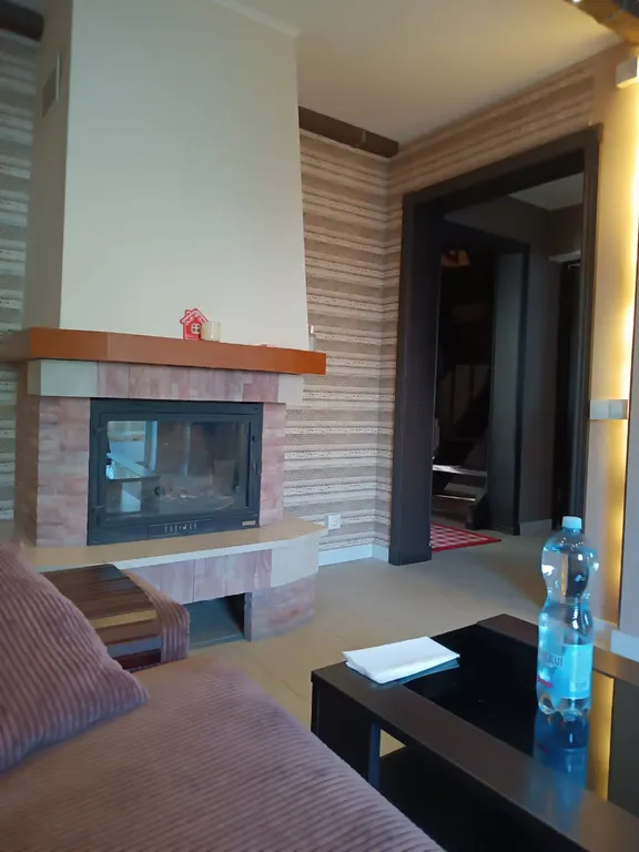 Коттедж Уютный коттедж около озера и леса — Первомайское