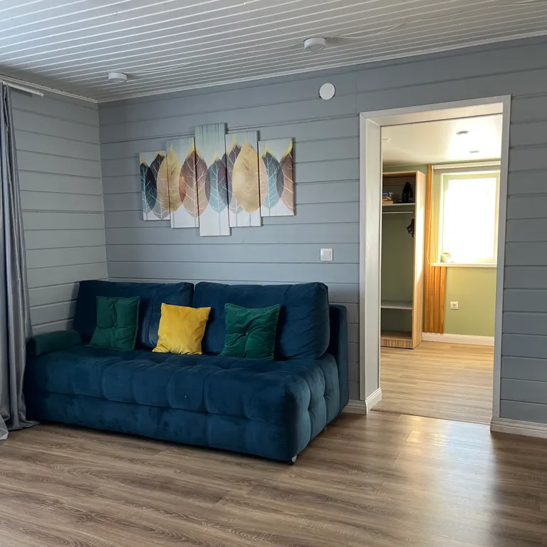 Sampo, двухэтажный дом с гостиной и видом на озеро в Карелии