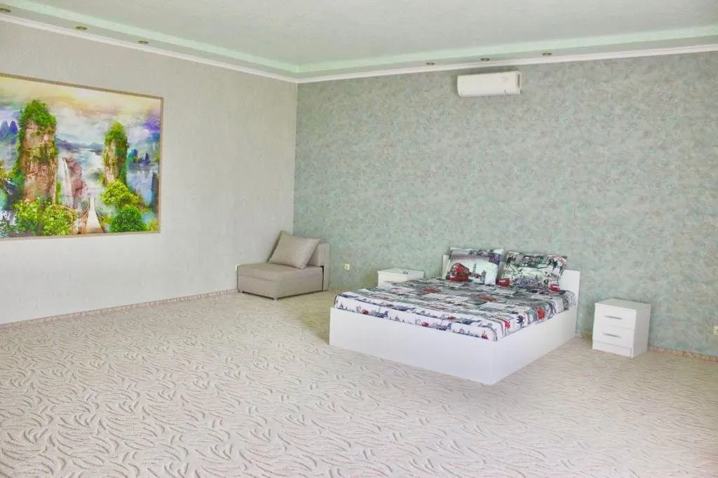 Вилла Казачка с теплым уличным бассейном