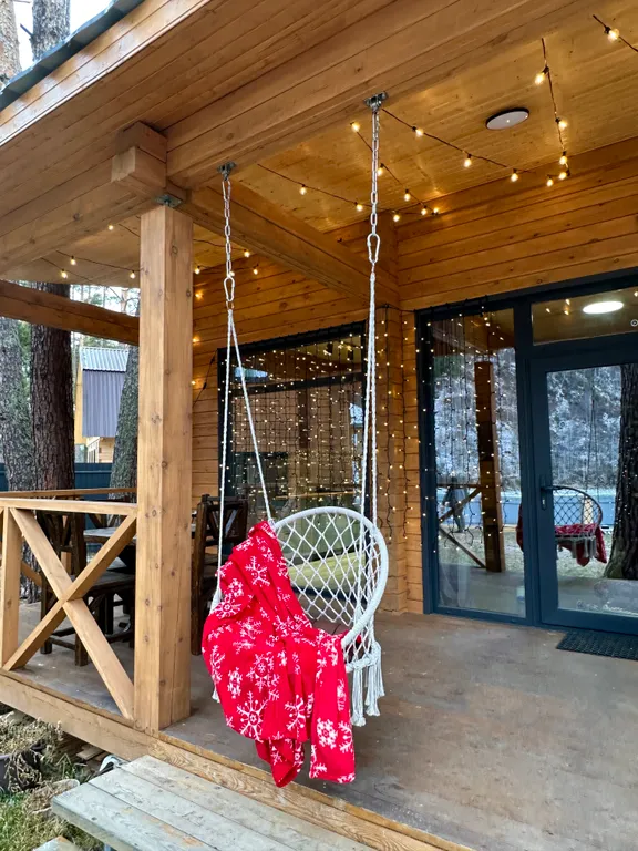 Новый круглогодичный коттедж из бруса на берегу Катуни