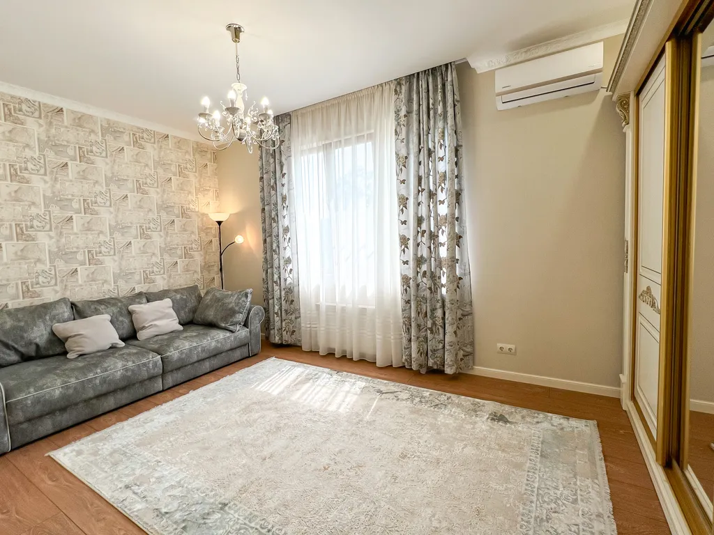 Уютный деревенский дом в стиле шале