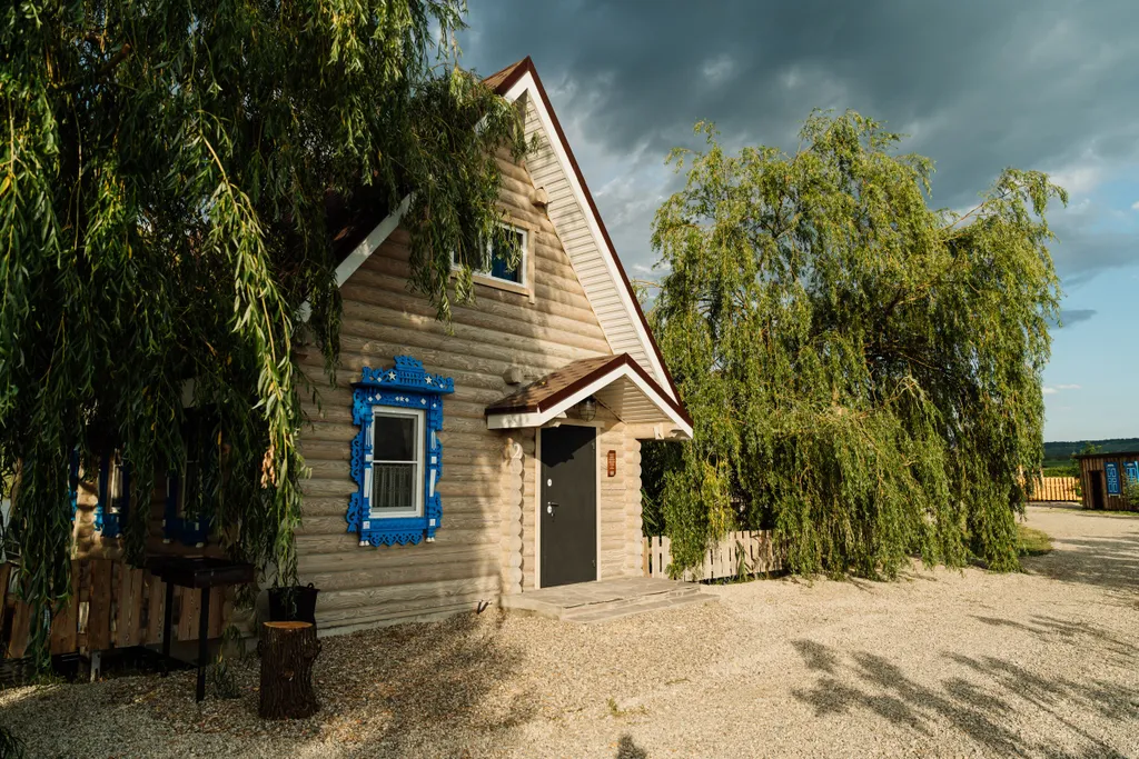 Коттедж Двухэтажный сруб на берегу озера — аренда посуточно в Лермонтов