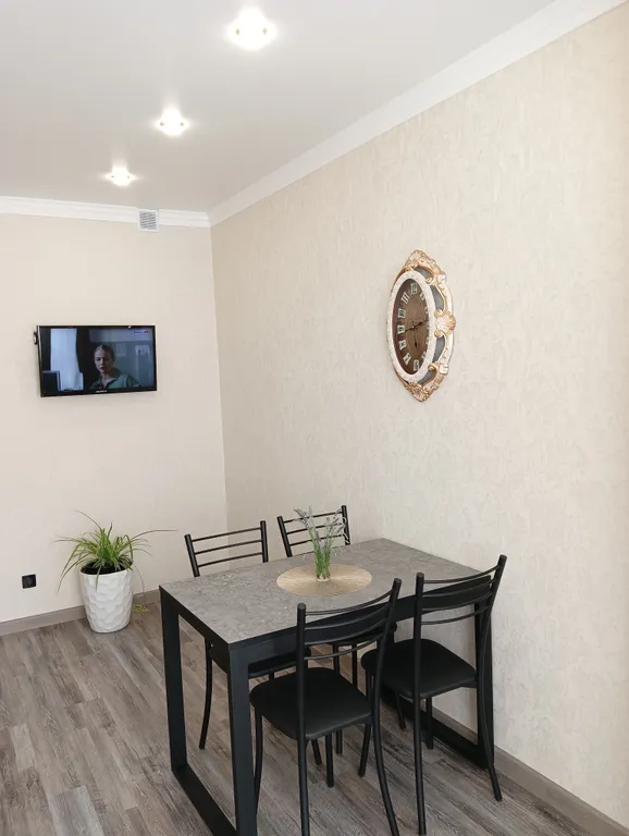 Новая 2-комнатная квартира на набережной с супер дизайном