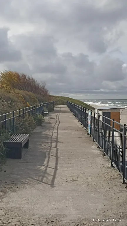 Просторная квартира в доме рядом с морем и парком