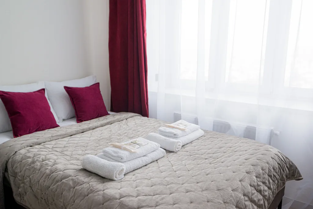 Стильная недалеко от залива, с гостиничным сервисом, бесконтактно