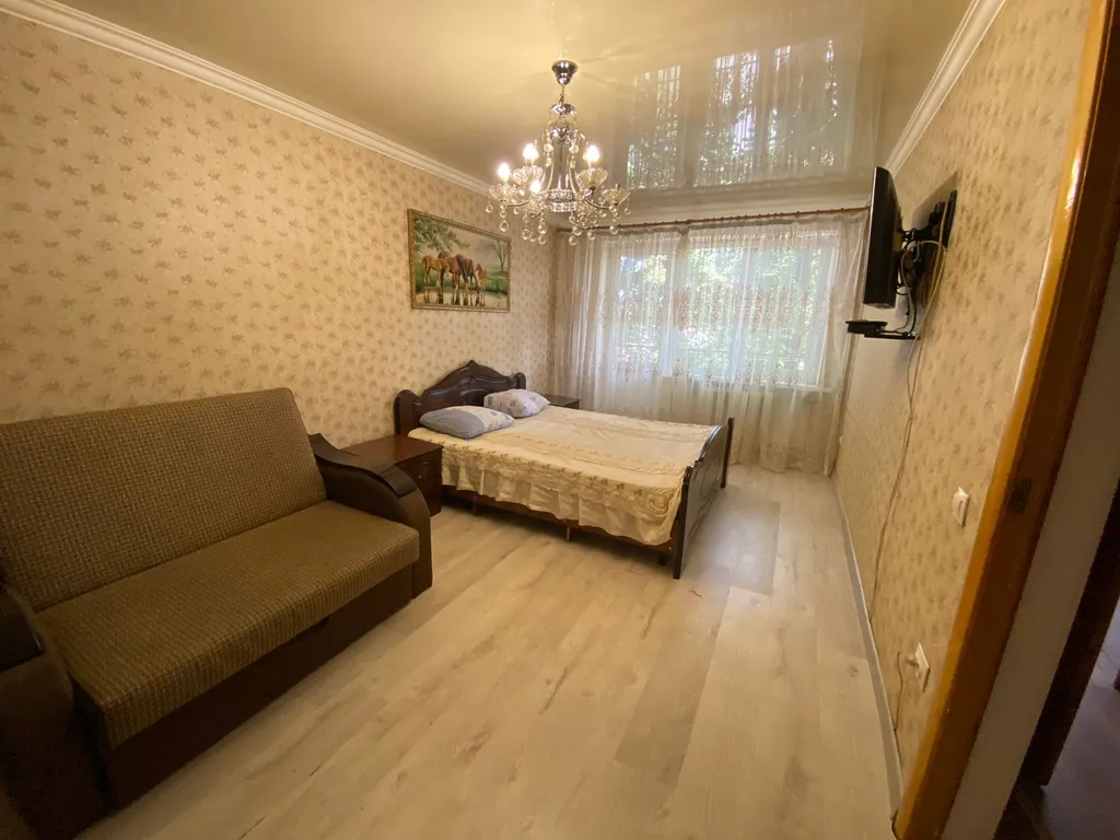 Уютная 1 комнатная квартира — аренда посуточно в Владикавказ