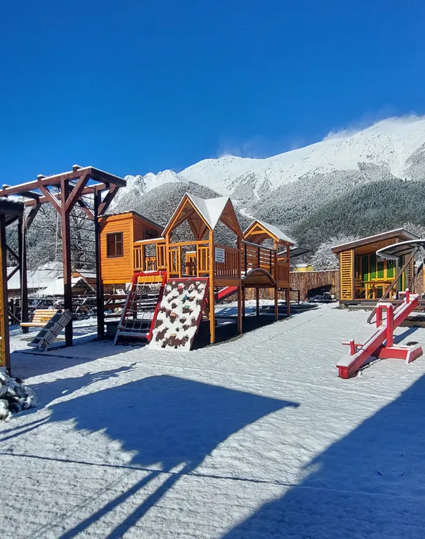 Коттедж Трёхкомнатные апартаменты с видом на горы — Архыз