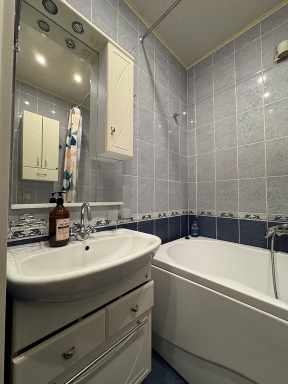 Просторная двушка в центре города