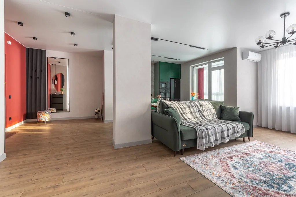 Просторная сочная квартира в новостройке