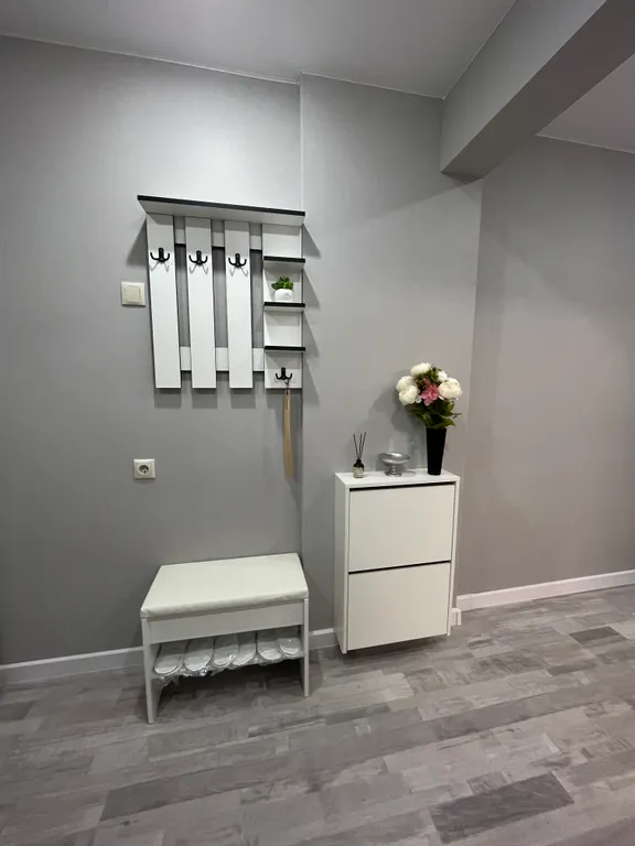 Уютная солнечная квартира с большой лоджией и видом на весь город