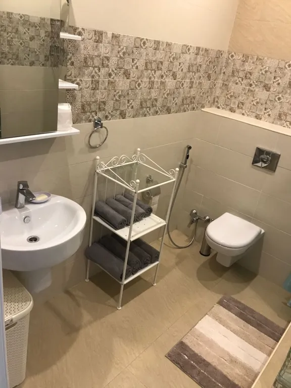 4-комнатная Квартира