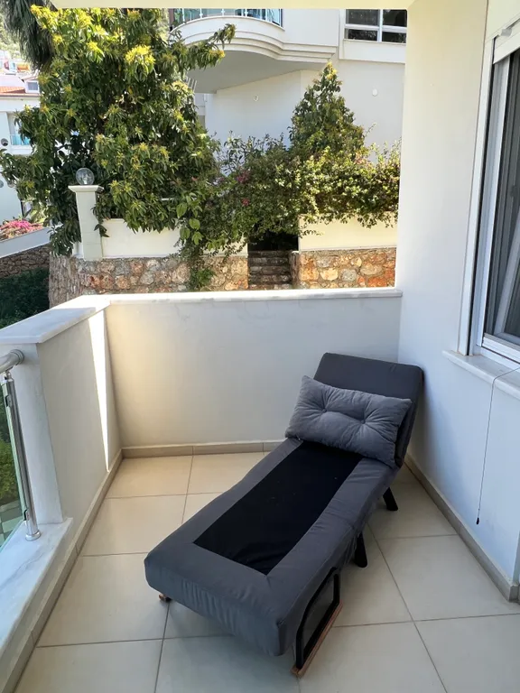 Элитная квартира с террасой и видом на море