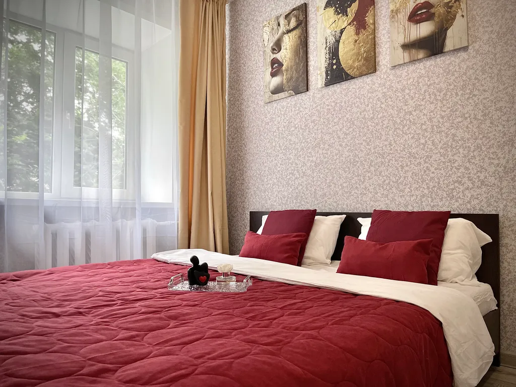 Квартира Вместительная квартира в самом центре — Екатеринбург