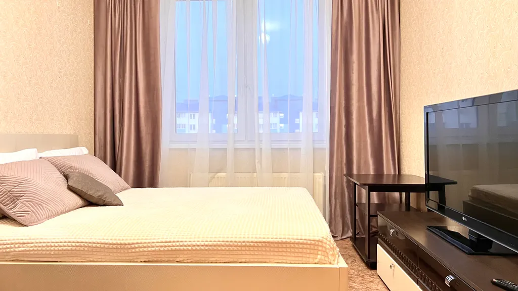 Уютная 1-комнатная квартира рядом с ЖД — аренда посуточно в Ноябрьск