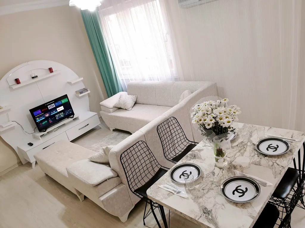 Комфортная большая квартира — аренда посуточно в Аланья