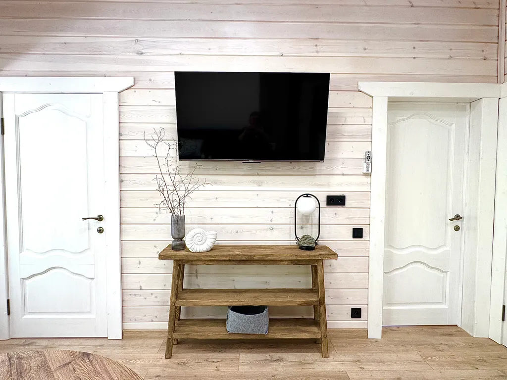 Коттедж "ДЫШИ"...Уютный  Дом в лесу — Светлый