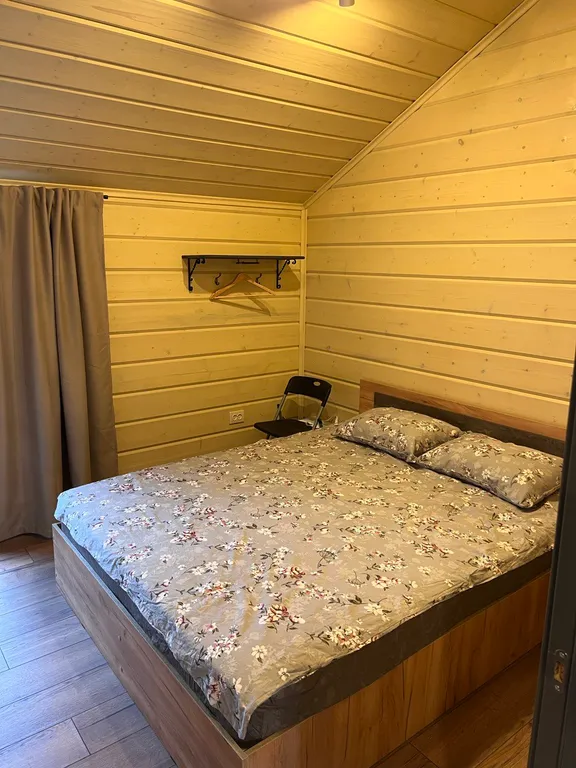 Уютный дом на краю леса