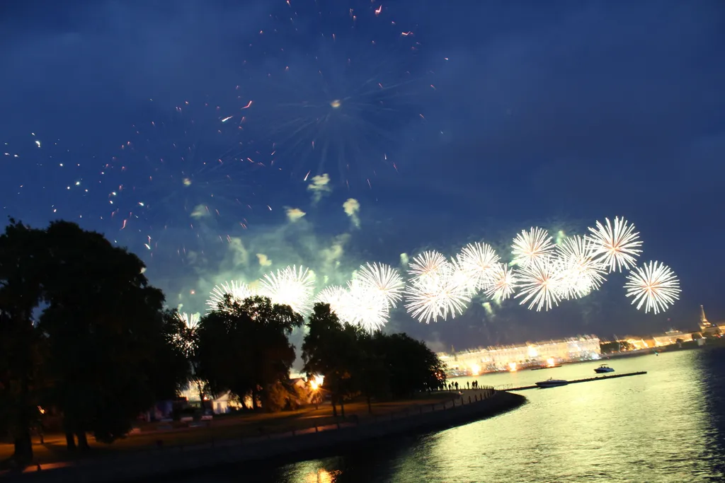 Квартира Апартаменты Белый бегемот у Петропавловки — Санкт-Петербург