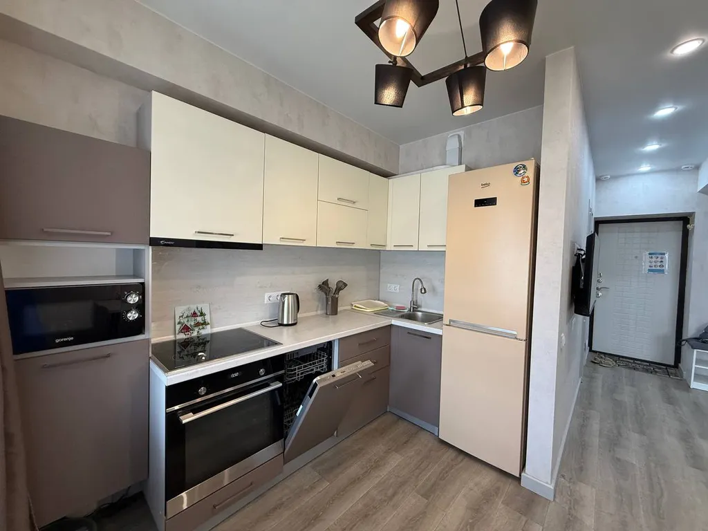 Евродвухкомнатная квартира для всей семьи с видом на море и горы