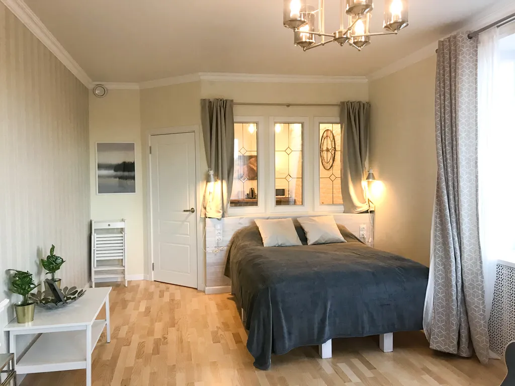 Большая красивая квартира на берегу залива