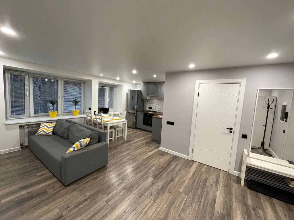 Просторная евродвушка с дизайнерским ремонтом