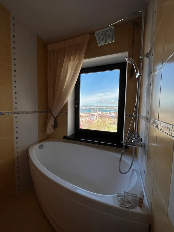 Коттедж на первой береговой линии