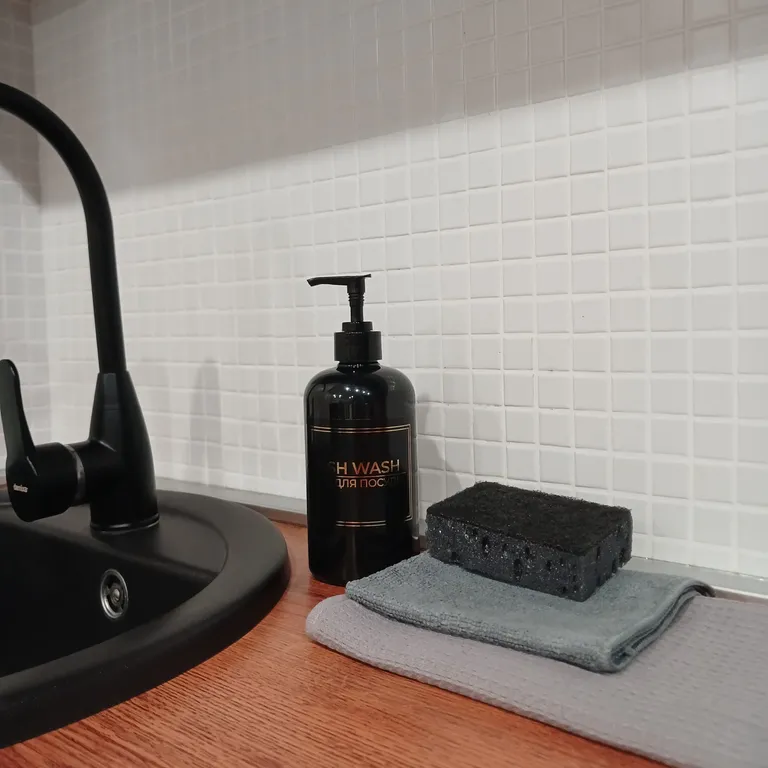 Квартира Квартира Шикарная новая студия в центре города — Омск