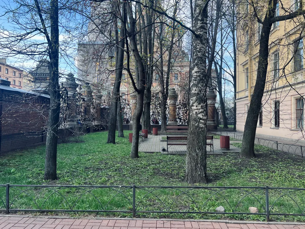 Квартира Квартира в центре с видом на Храм и Михайловский сад — Санкт-Петербург