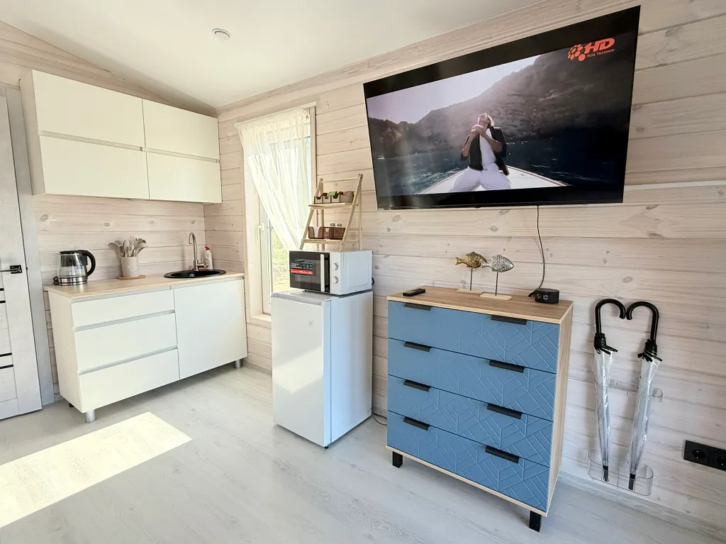 Home with pool-дом на берегу Рыбинского водохранилища