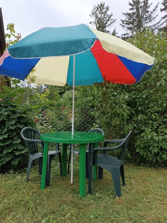 Квартира со своей отдельной огороженной зелёной территорией