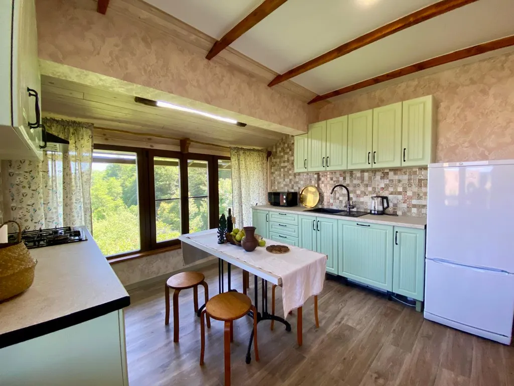 Коттедж Дом у леса — Сочи