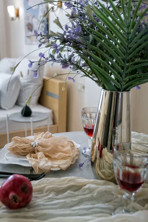 Садовая. В самом центре, вид на море