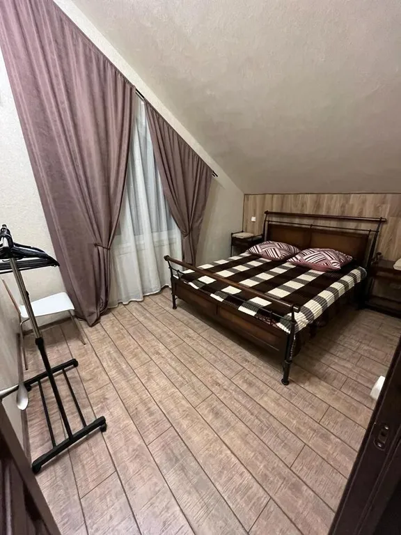 6-комнатный Дом