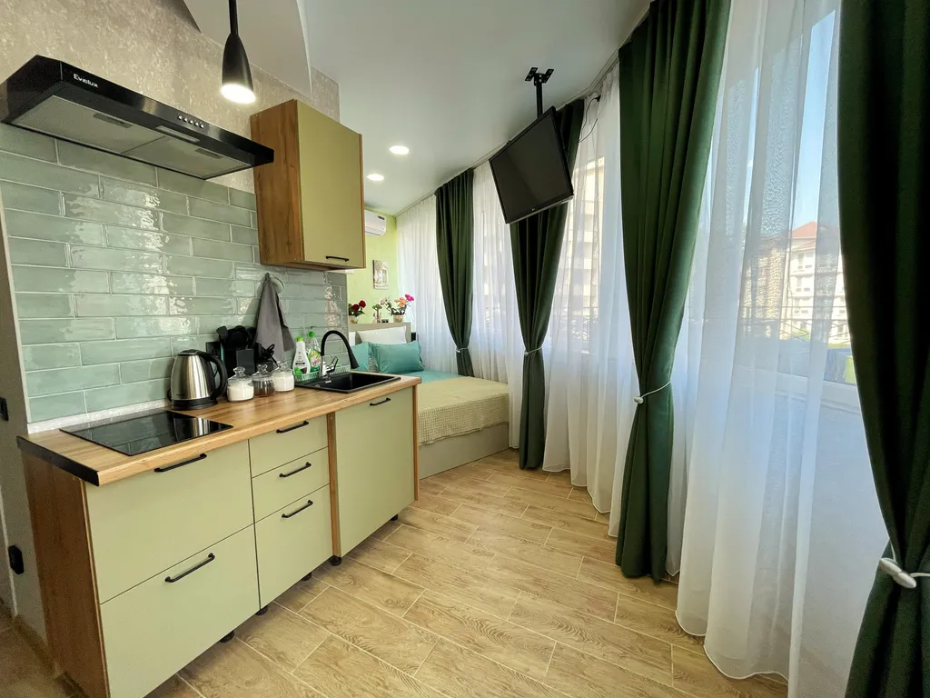 Апартаменты с террасой 60 м2 собственным бассейном, 3 минуты до пляжа