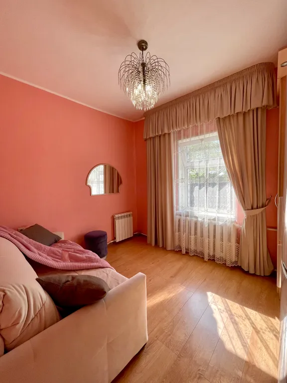 4-комнатный Дом