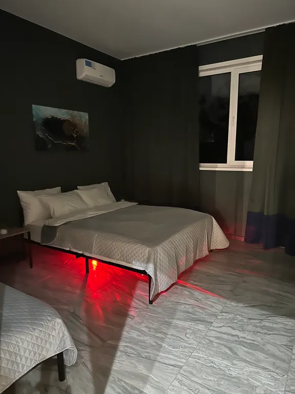 Новый стильный уютный коттедж вблизи от города