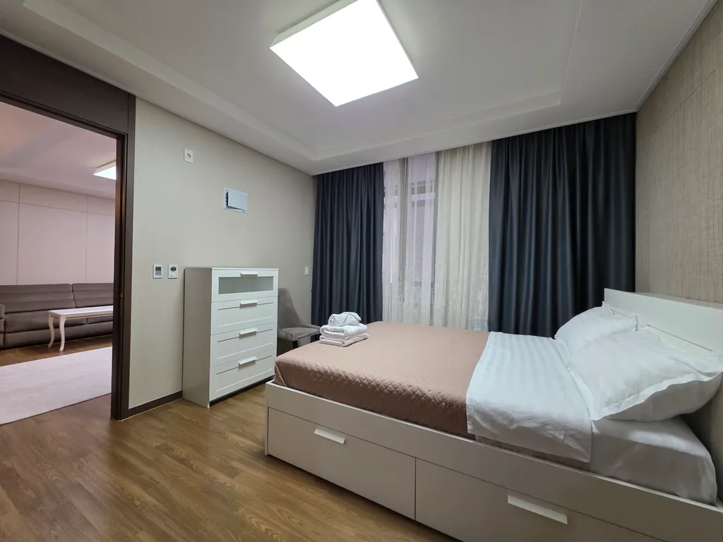 2-комнатная квартира возле Посольства США