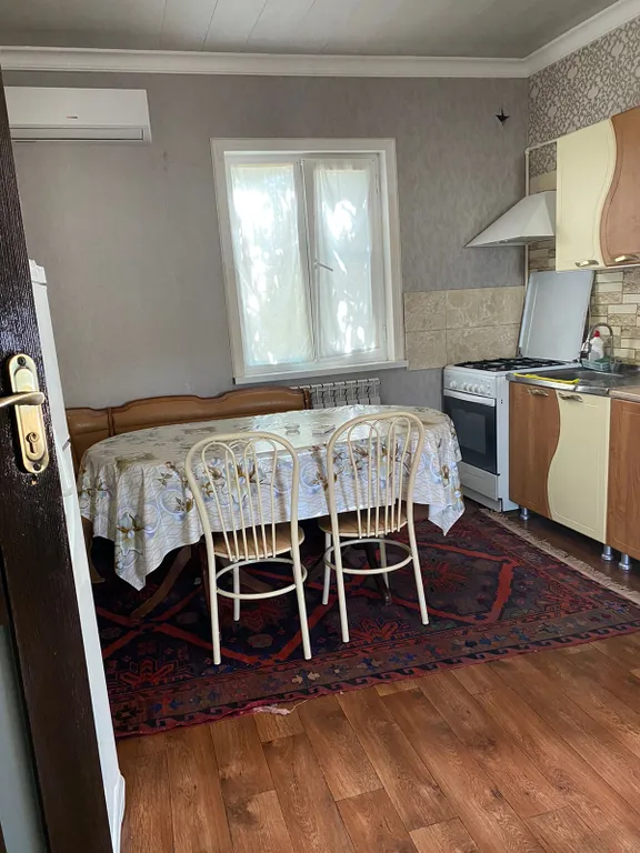 Дом, неподалеку от пляжа и набережной