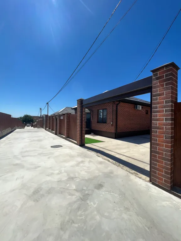 Отдельный дом со всеми удобствами и собственной территорией