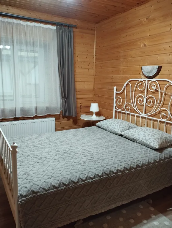 Часть жилого дома с отдельным входом