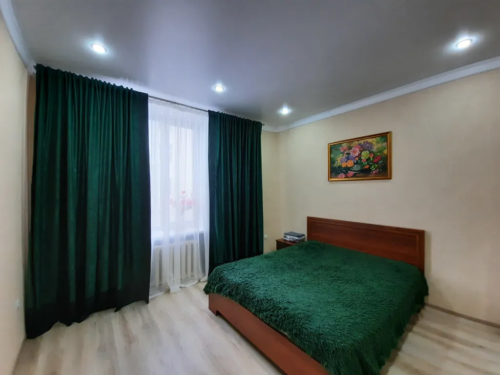 Квартира в районе Дворца спорта — аренда посуточно в Октябрьский