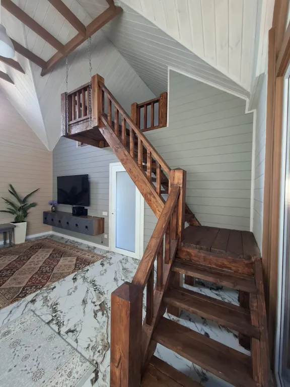 Семейный дом на берегу моря