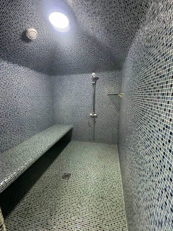 Дом Полюшко с бассейном